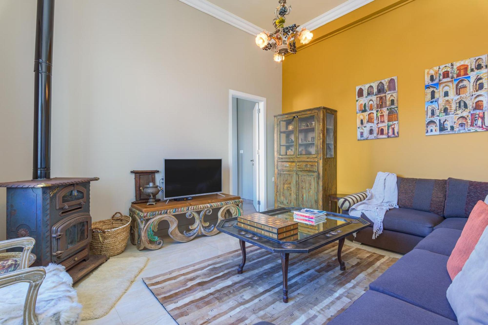 961 Station In Mar Mikhael Apartamento Beirute